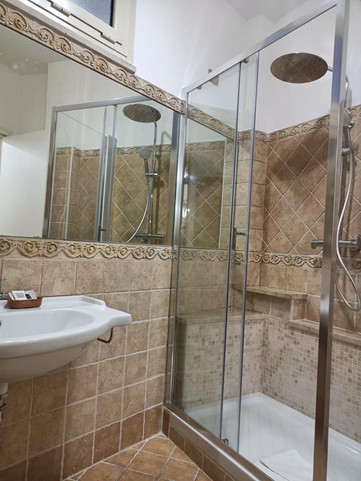 Rione Monti & Cavour Apartment Rome Buitenkant foto