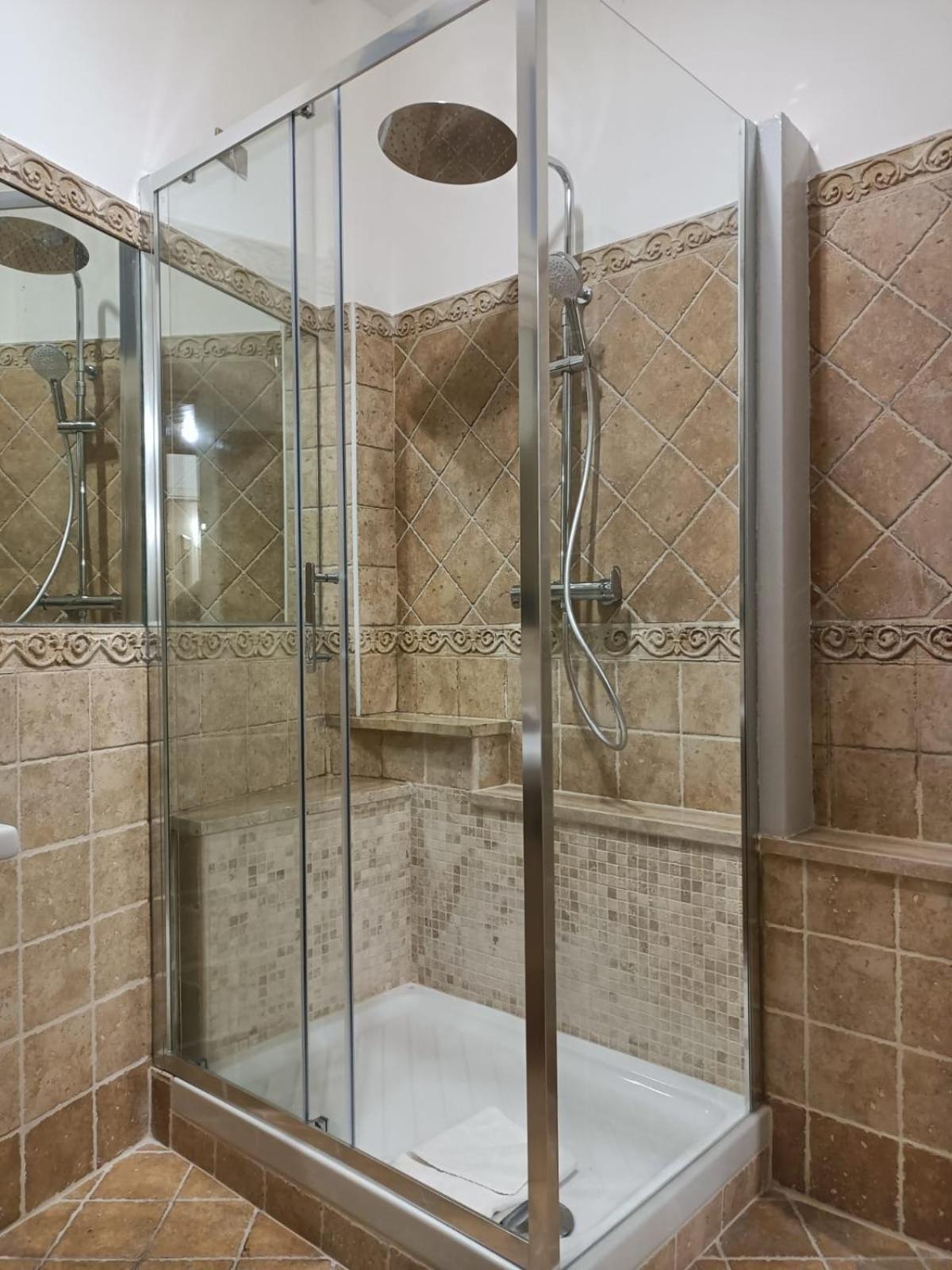Rione Monti & Cavour Apartment Rome Buitenkant foto